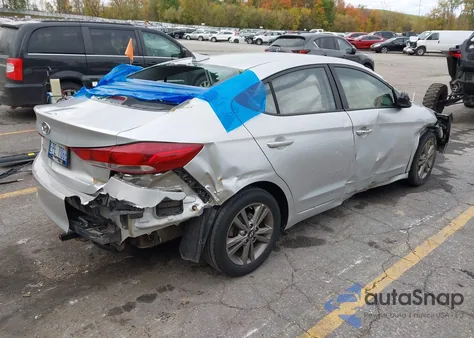 2018 Hyundai Elantra Value Edition из США, поврежденный, VIN 5NPD84LF3JH270328